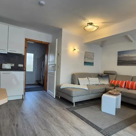 Luv Apartment